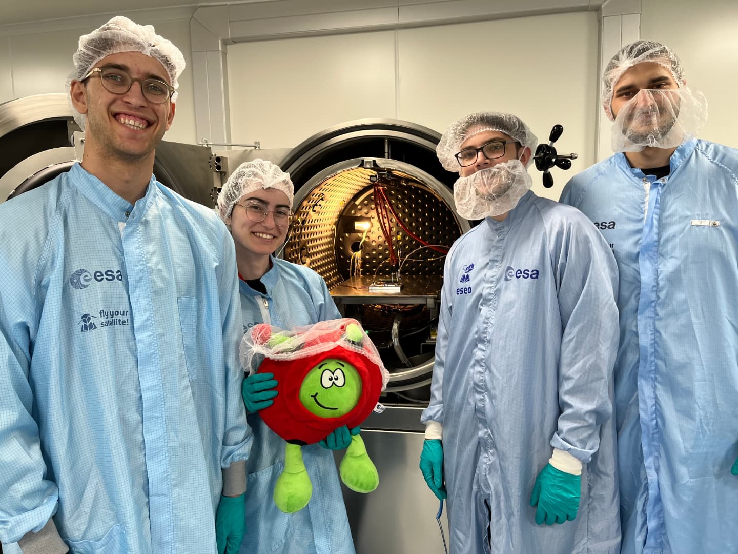 TVAC_1.jpg TVAC_1.jpg